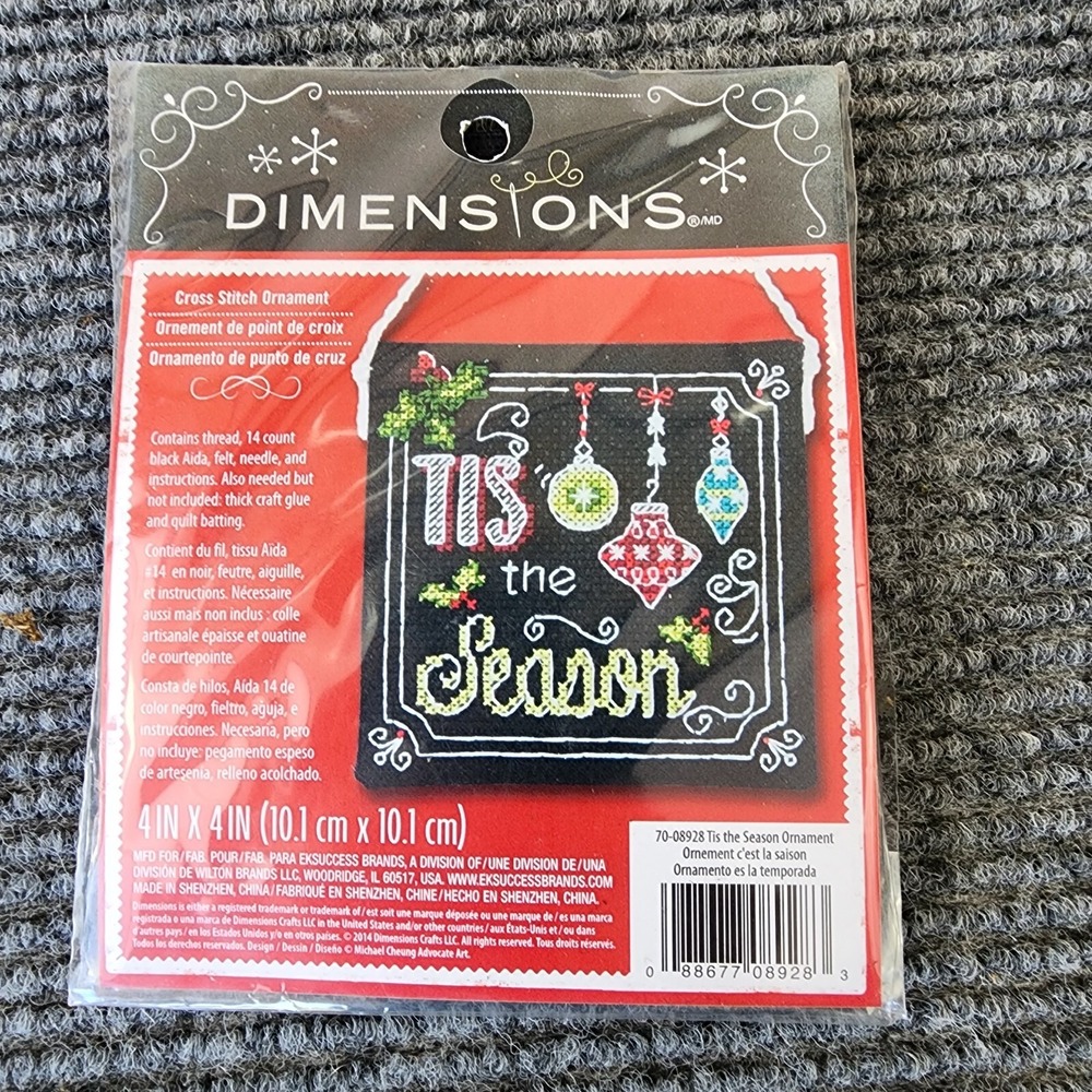 Dimensions Tis The Season Counted Cross Stitch‎ 4x4 Christmas Ornament